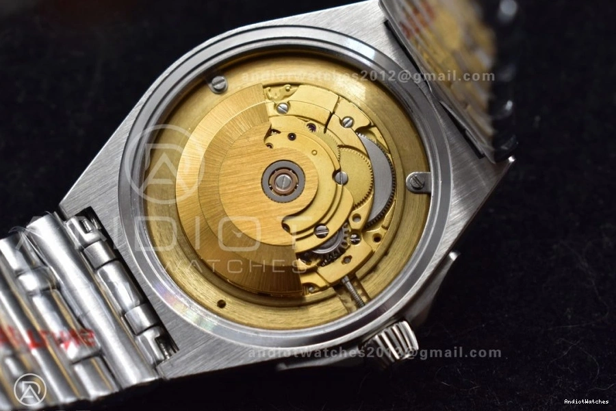 GMT Automatic BLS Chronomat on Dial 40mm Factory 1:1 Bracelet Grey Edition 529 Best A Breitling SS SoftTouch 1011